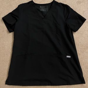 Figs 2 pocket scrub top